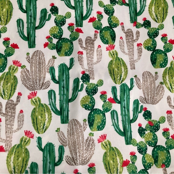 Cactus Tablecloth - Picture 2 of 4